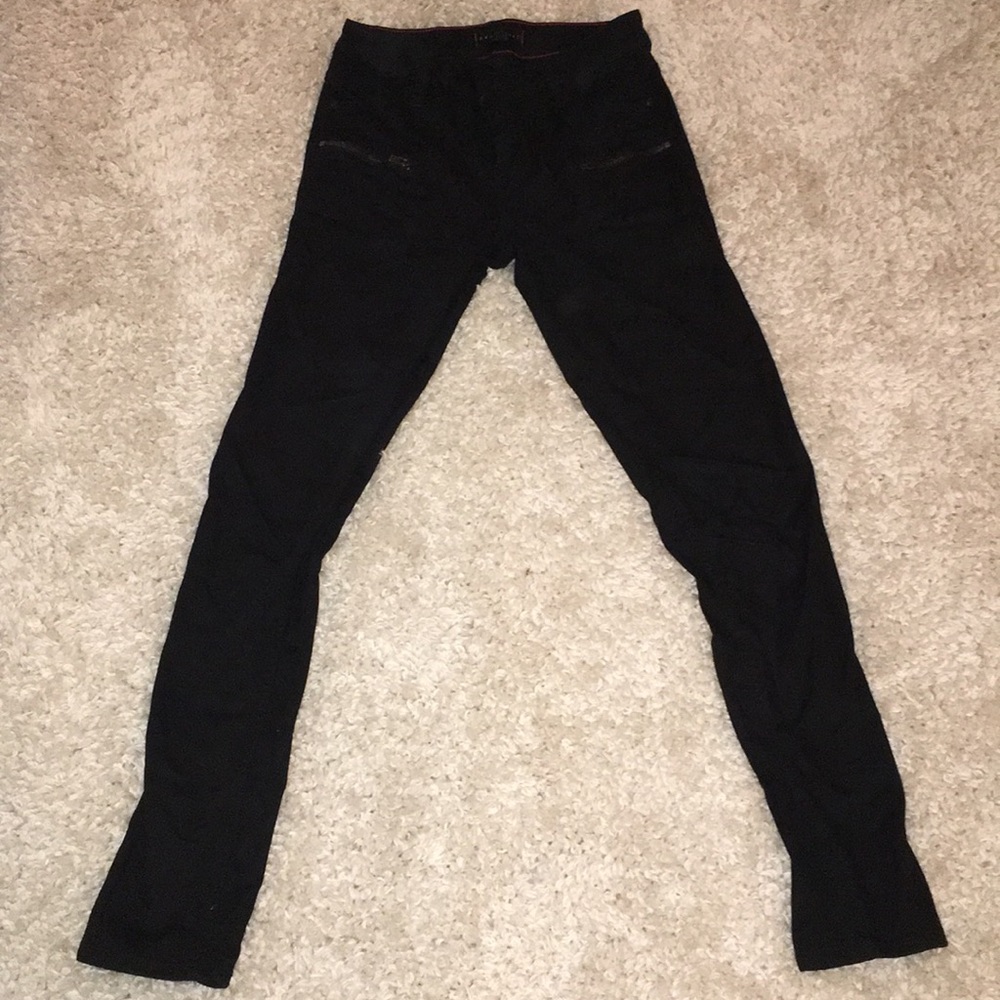 Black skinny cargo black Sanctuary jeans 💜